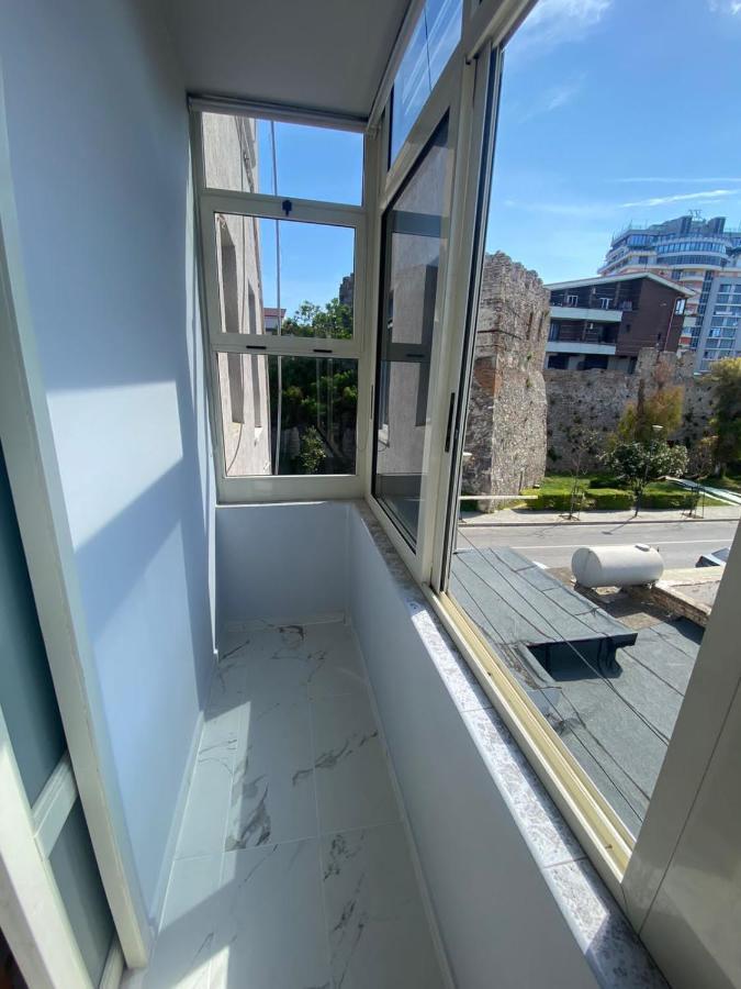 Vollga Promenade Lovely 2 Bedroom Apartment ドゥラス エクステリア 写真