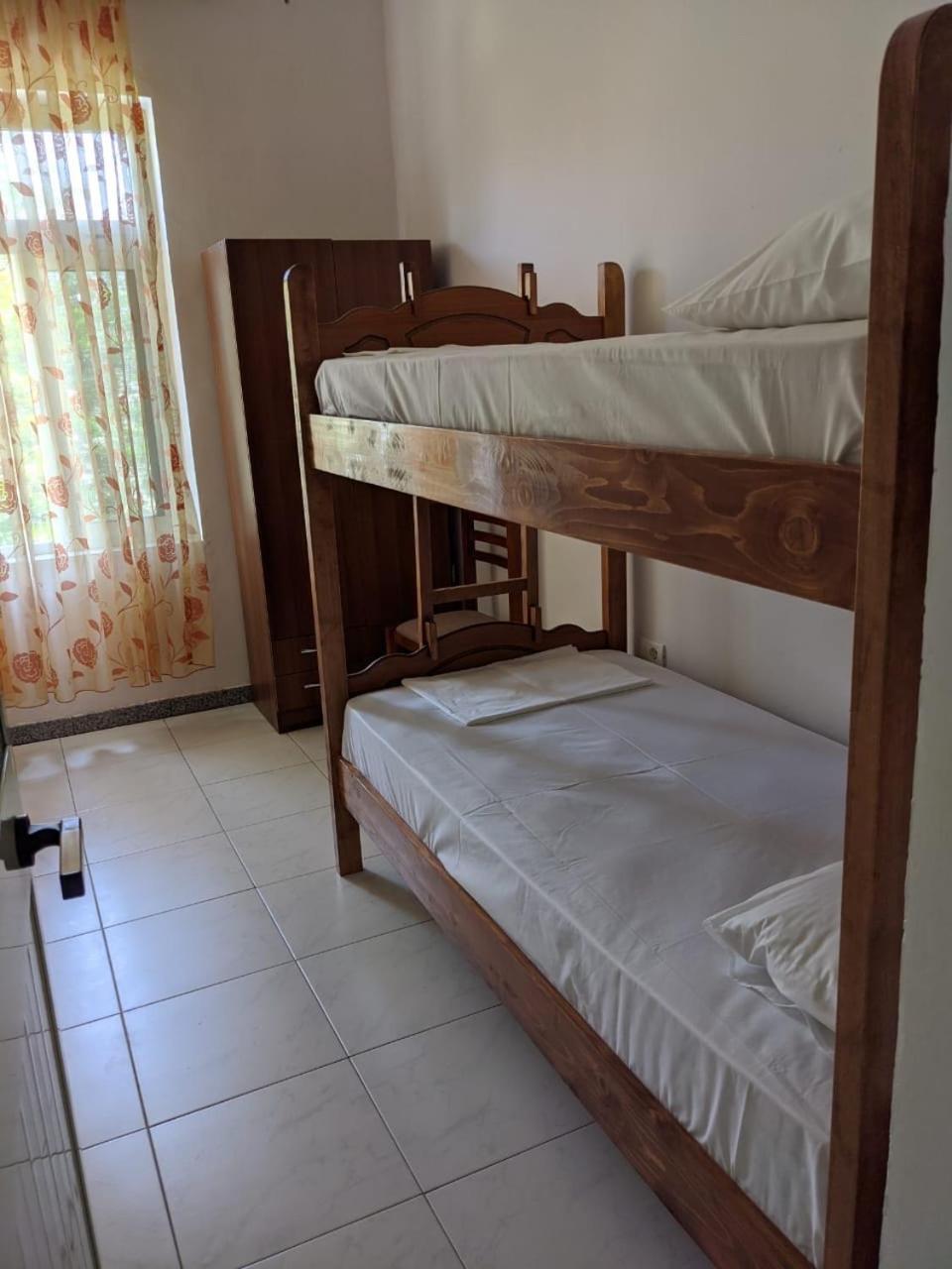 Vollga Promenade Lovely 2 Bedroom Apartment ドゥラス エクステリア 写真